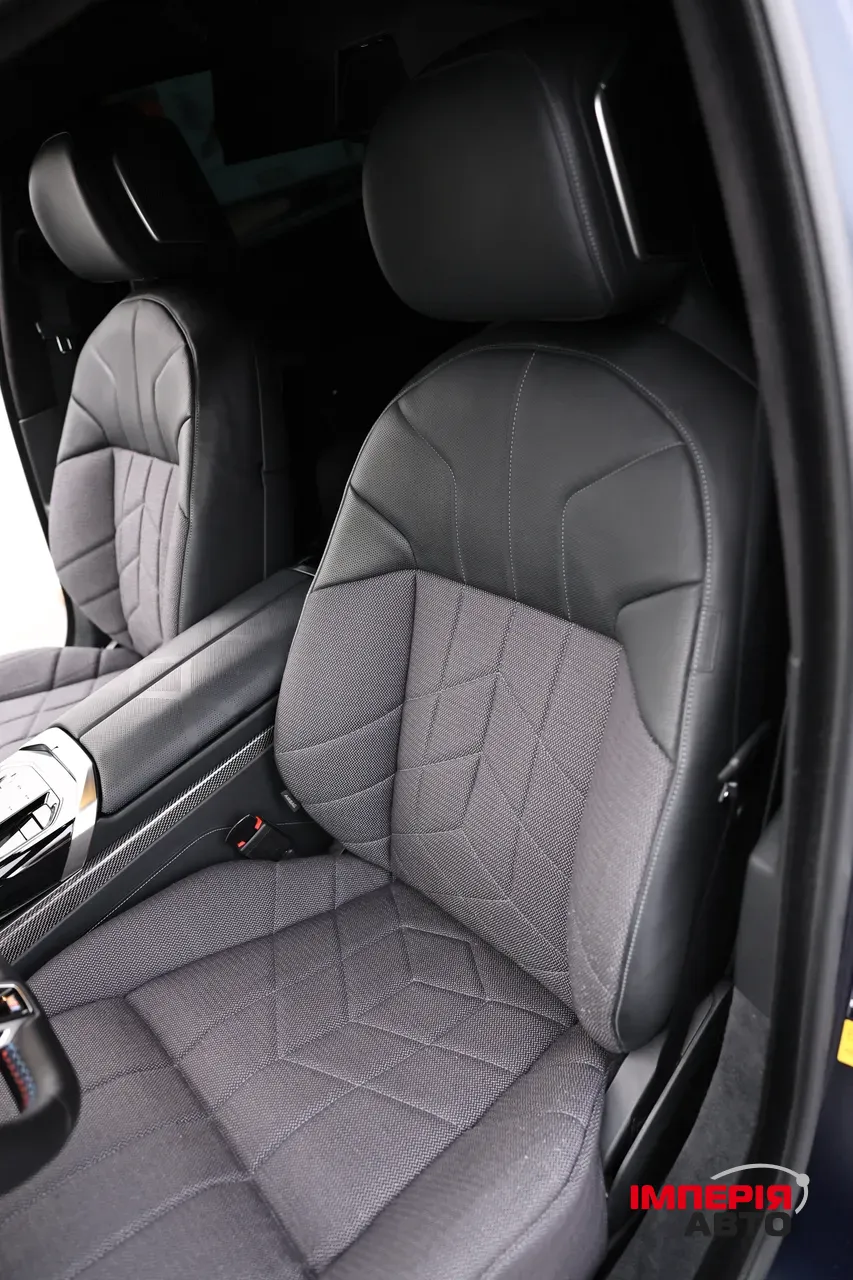 BMW i7 - фото 38