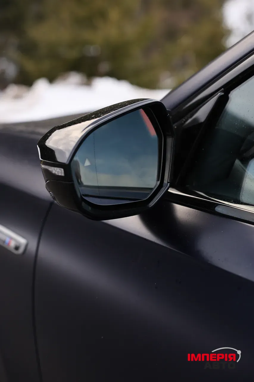 BMW i7 - фото 12