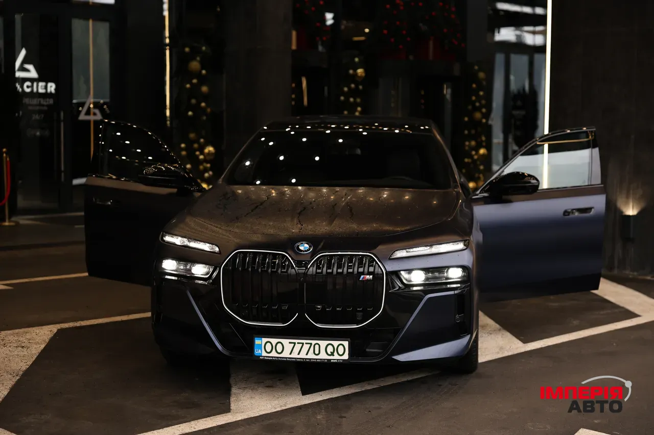 BMW i7 - фото 53