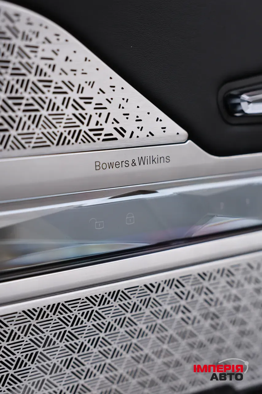 BMW i7 - фото 44