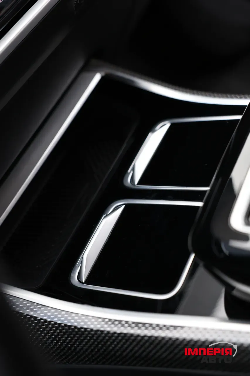 BMW i7 - фото 37