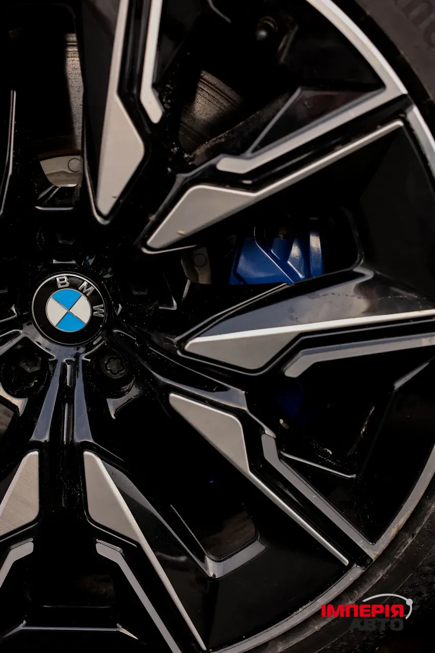 BMW i7 - фото 58