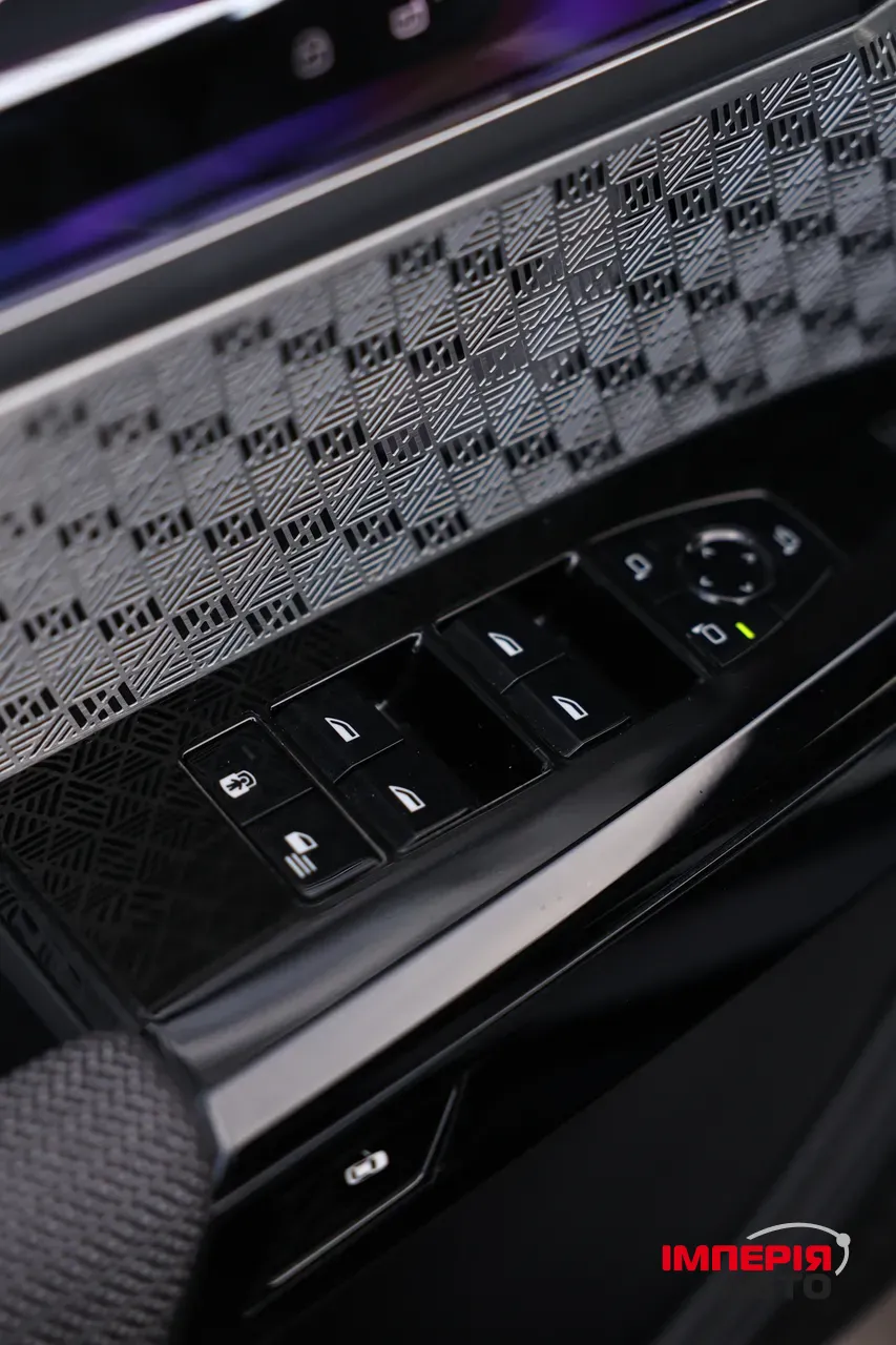 BMW i7 - фото 27