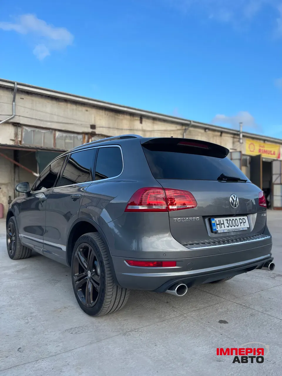 Volkswagen Touareg - фото 6
