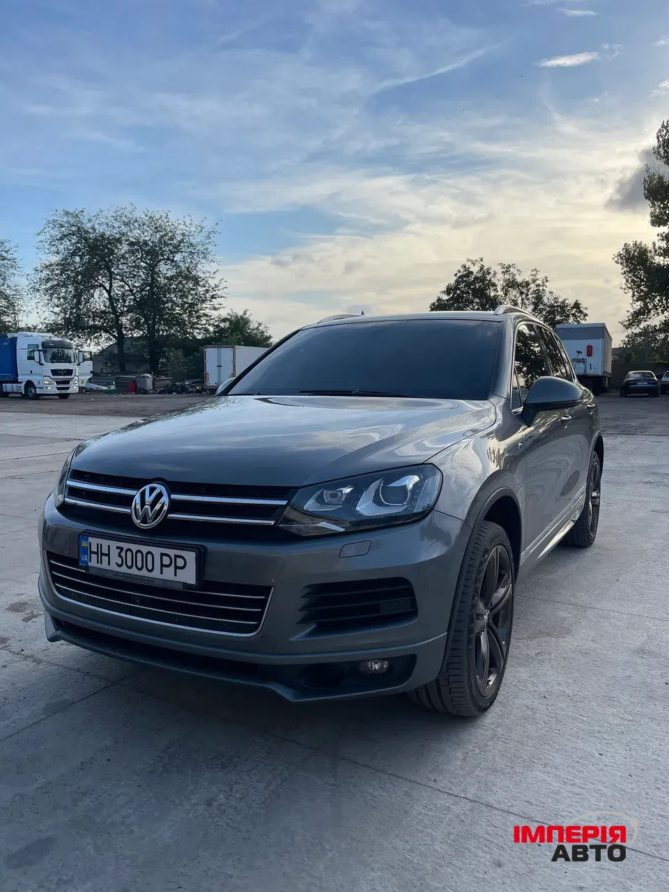 Volkswagen Touareg - фото 4