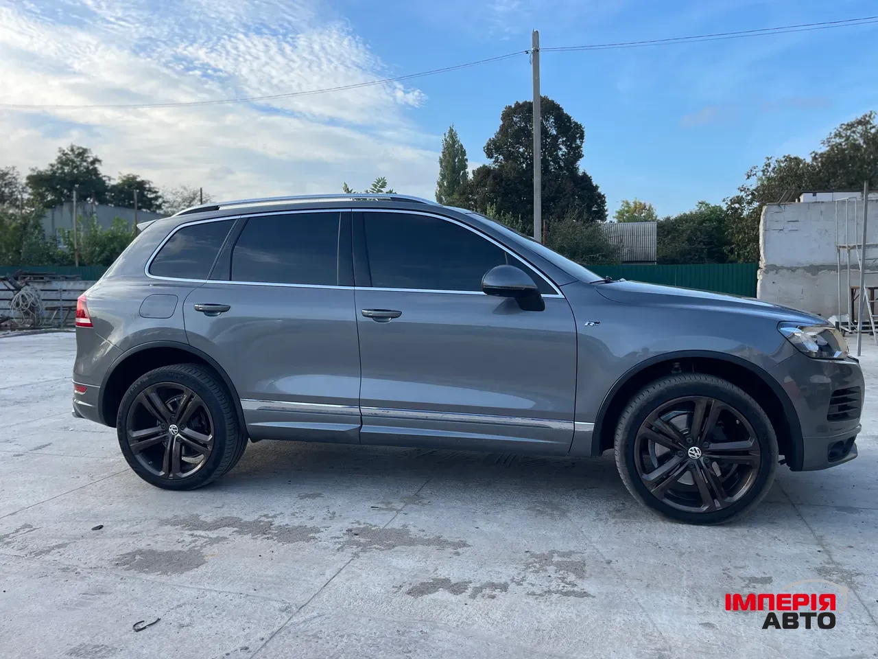 Volkswagen Touareg - фото 17