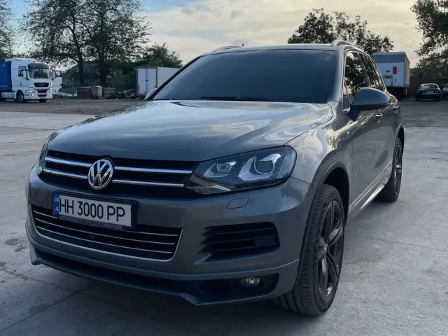 Volkswagen Touareg - фото 4