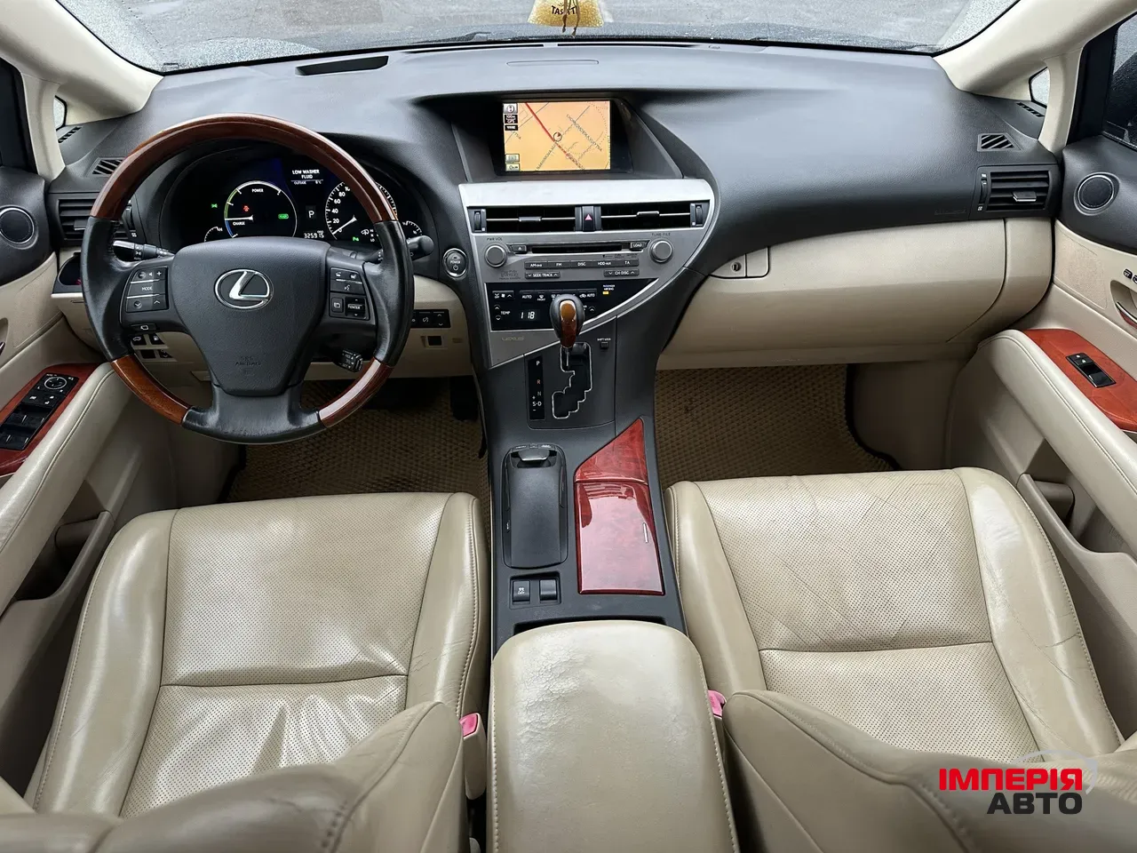 Lexus RX - фото 10