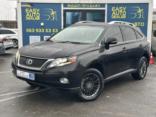 Lexus RX - фото 1