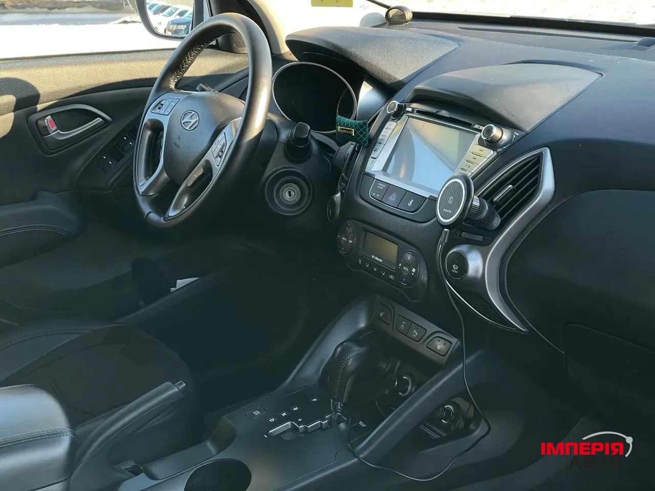 Hyundai ix35 - фото 8