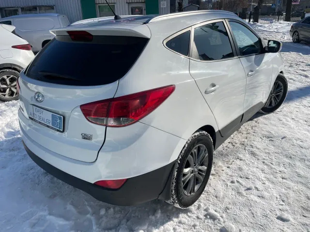Hyundai ix35 - фото 3