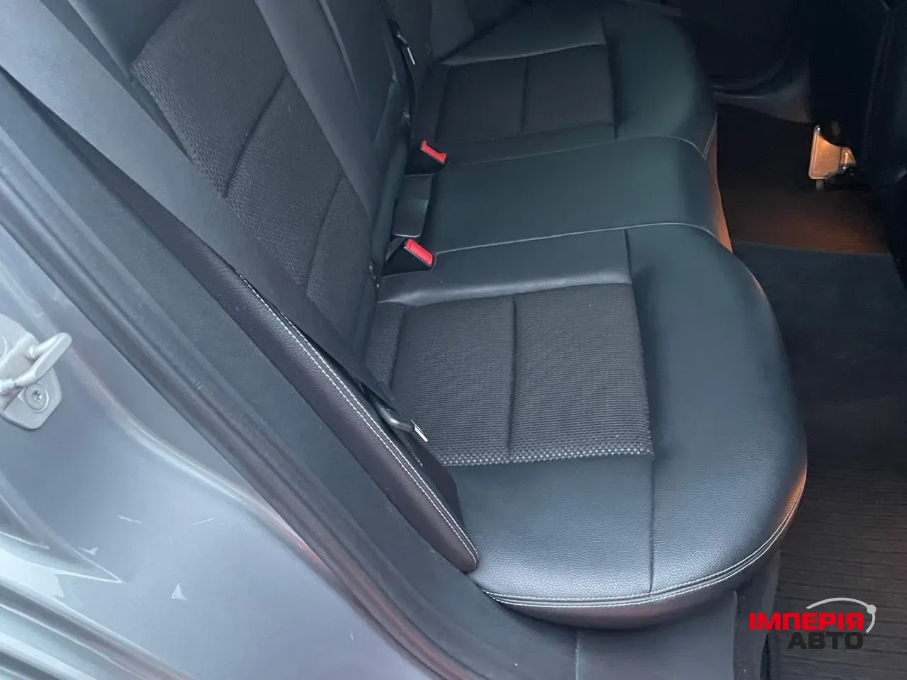 Mercedes-Benz E-Класс - фото 9