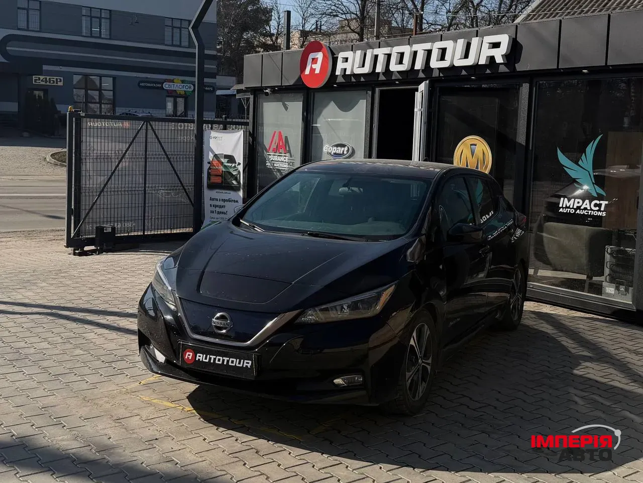 Nissan Leaf - фото 2