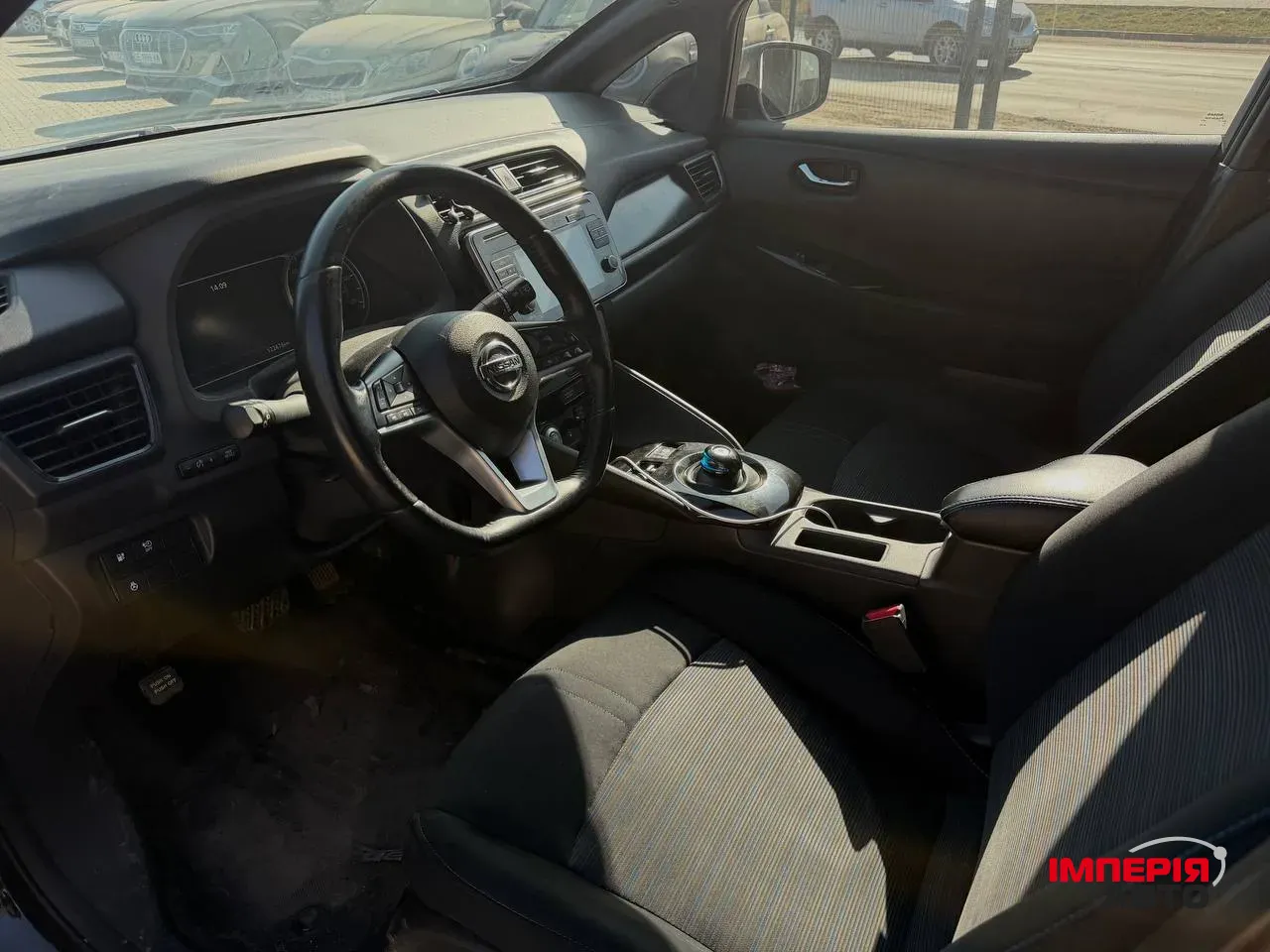 Nissan Leaf - фото 8