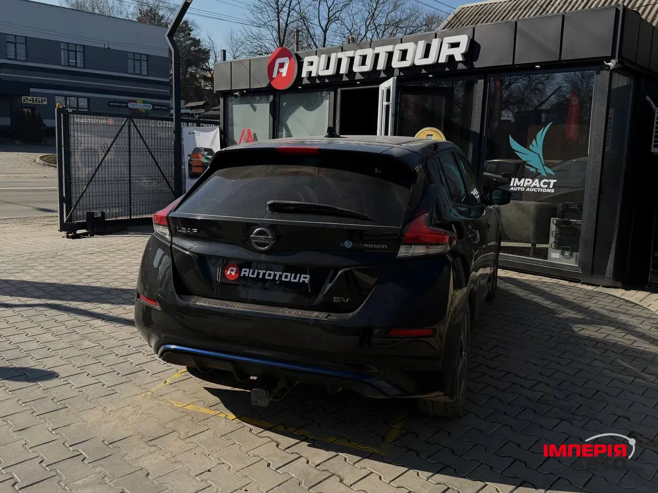 Nissan Leaf - фото 11