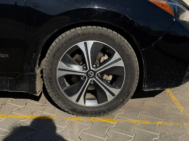 Nissan Leaf - фото 4