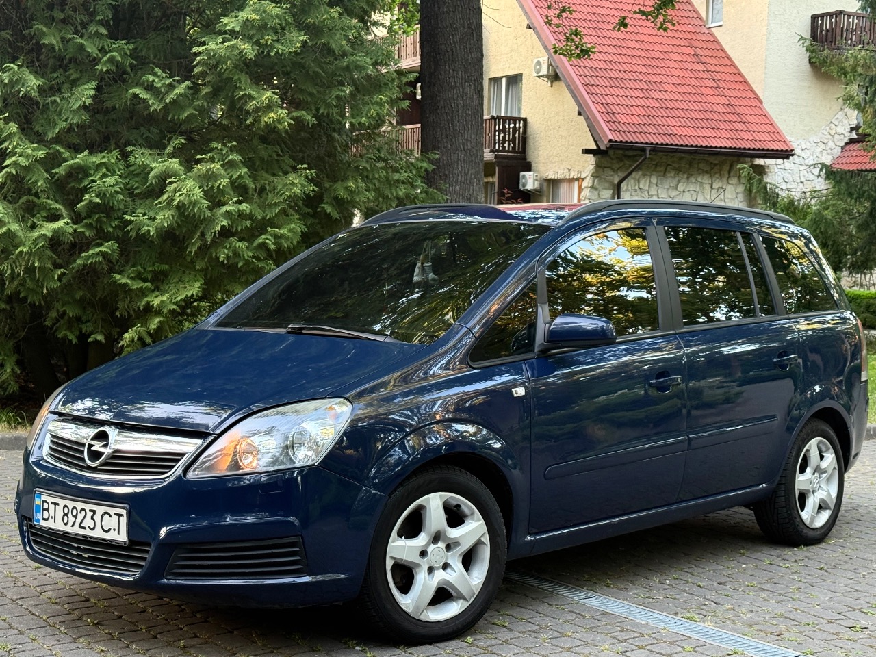Opel Zafira - фото 28