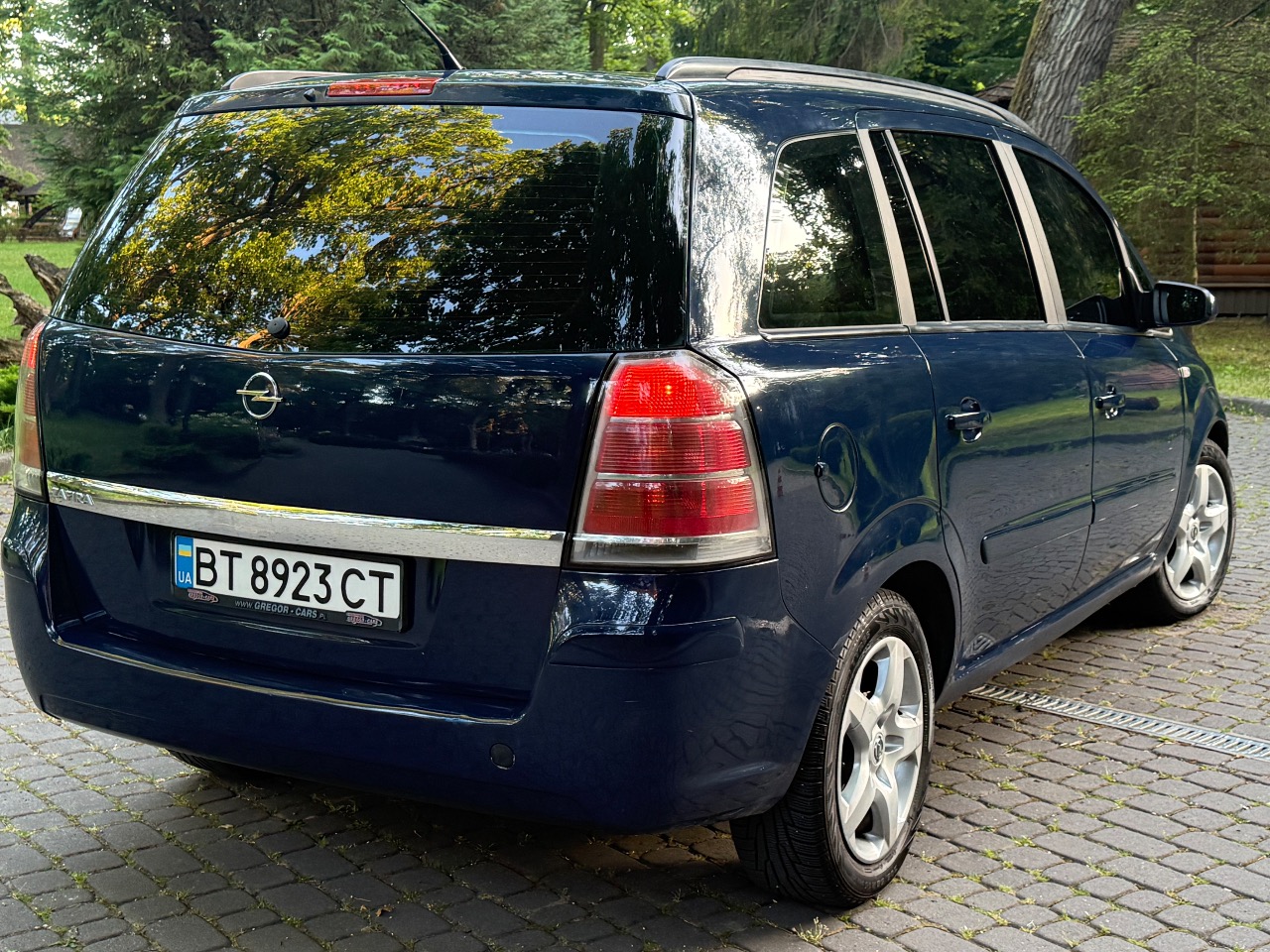 Opel Zafira - фото 20