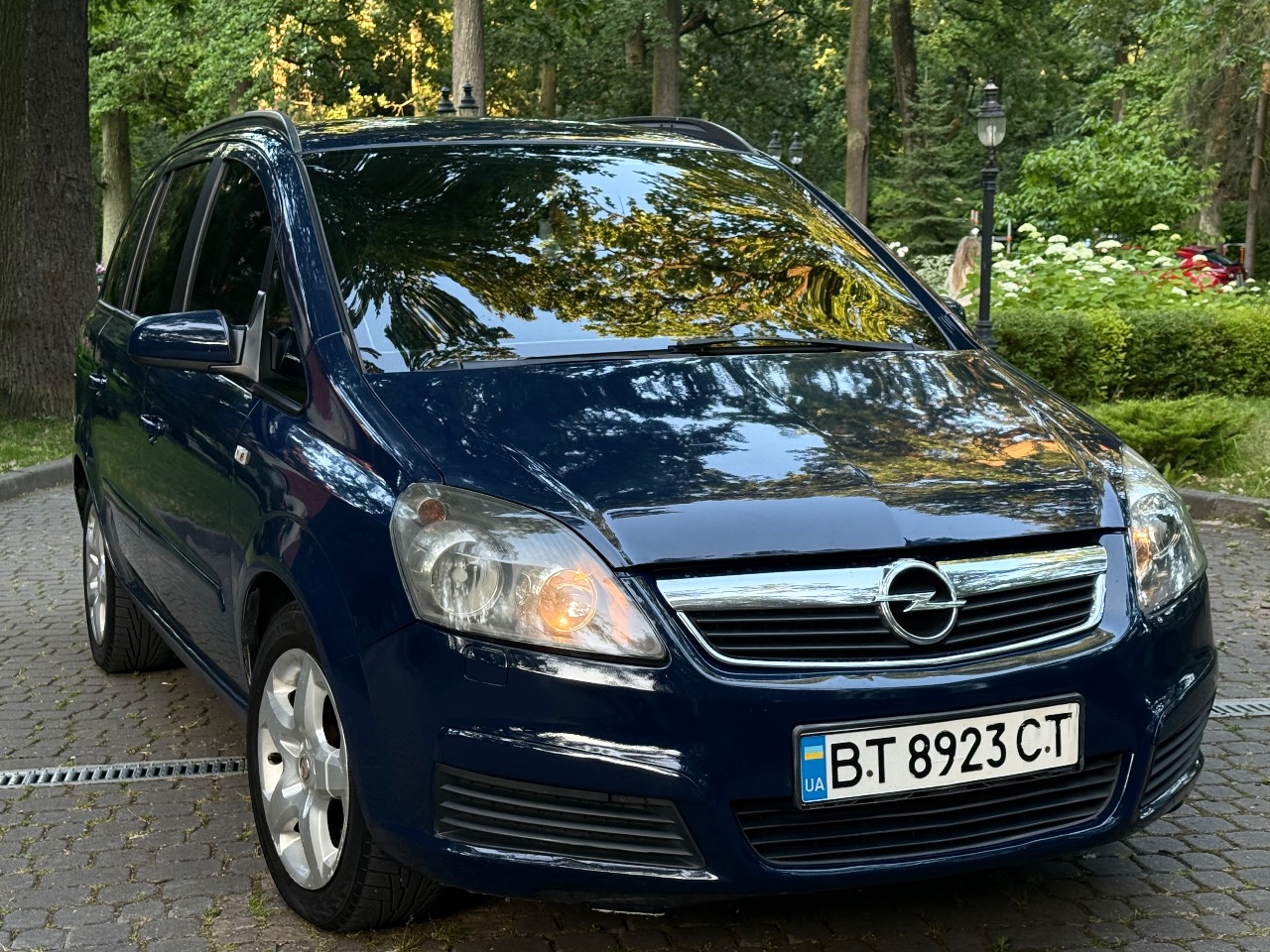 Opel Zafira - фото 22