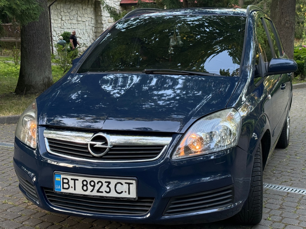 Opel Zafira - фото 8
