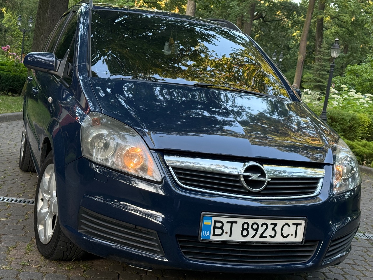 Opel Zafira - фото 13