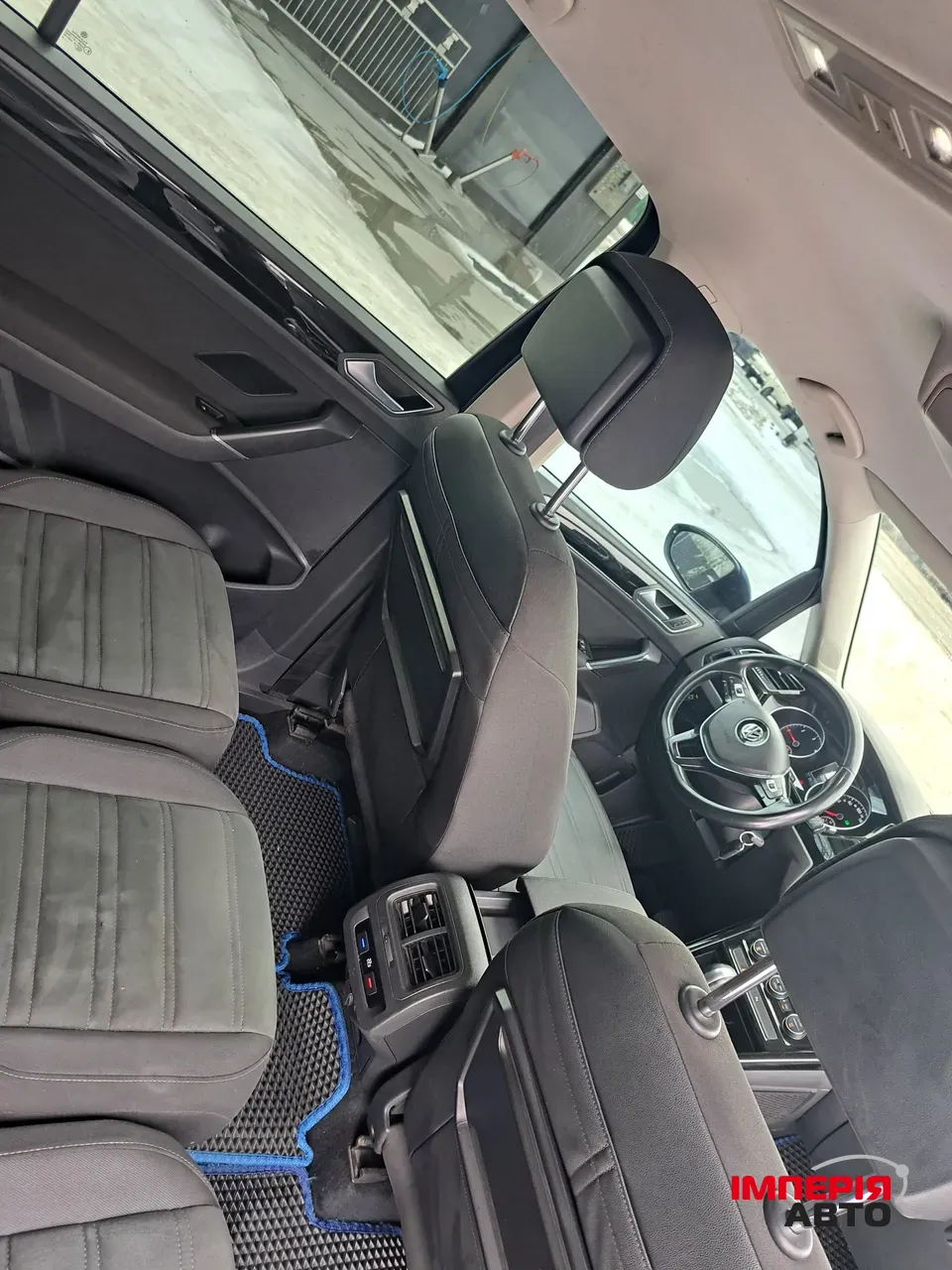 Volkswagen Touran - фото 12