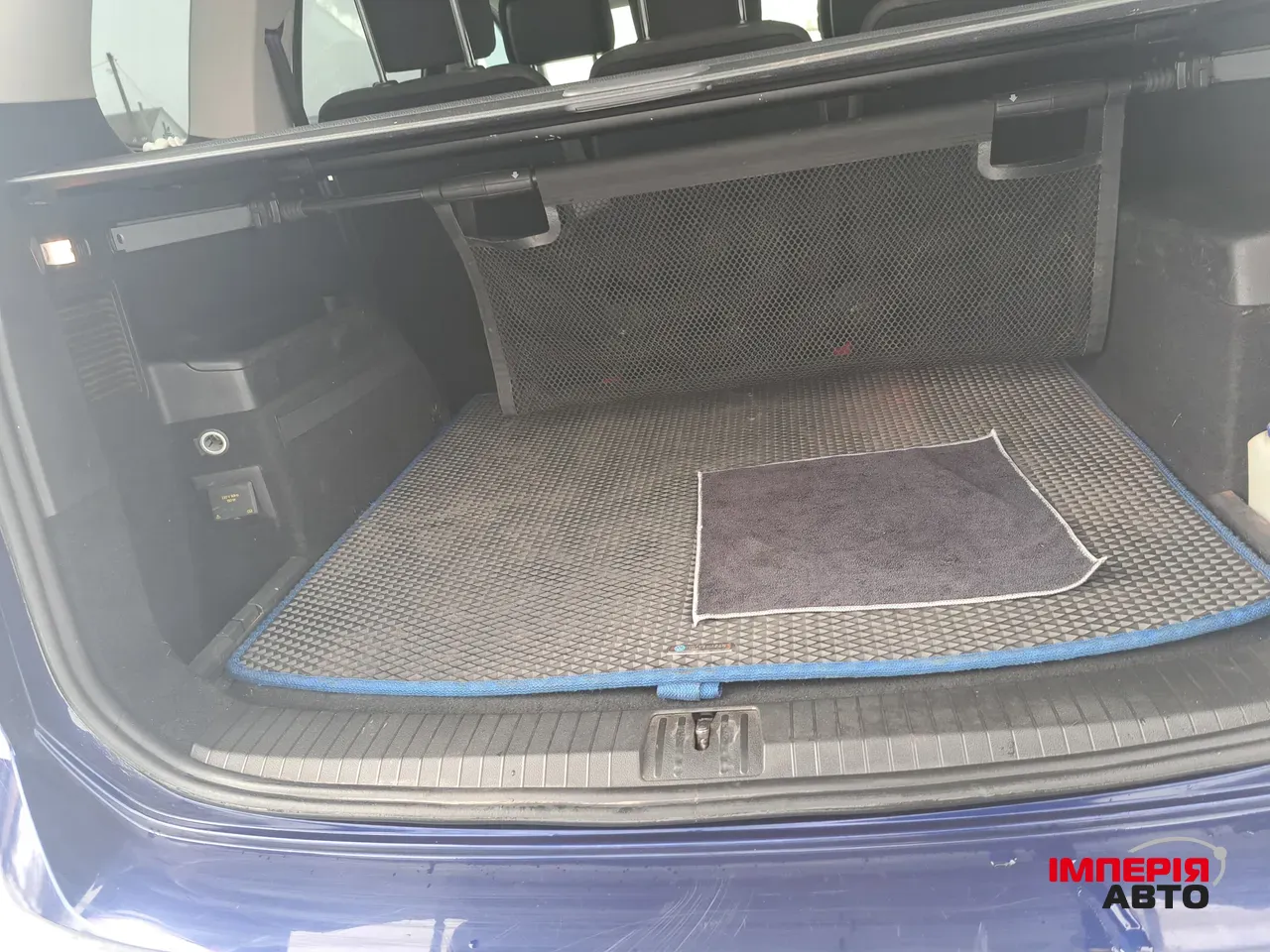 Volkswagen Touran - фото 15