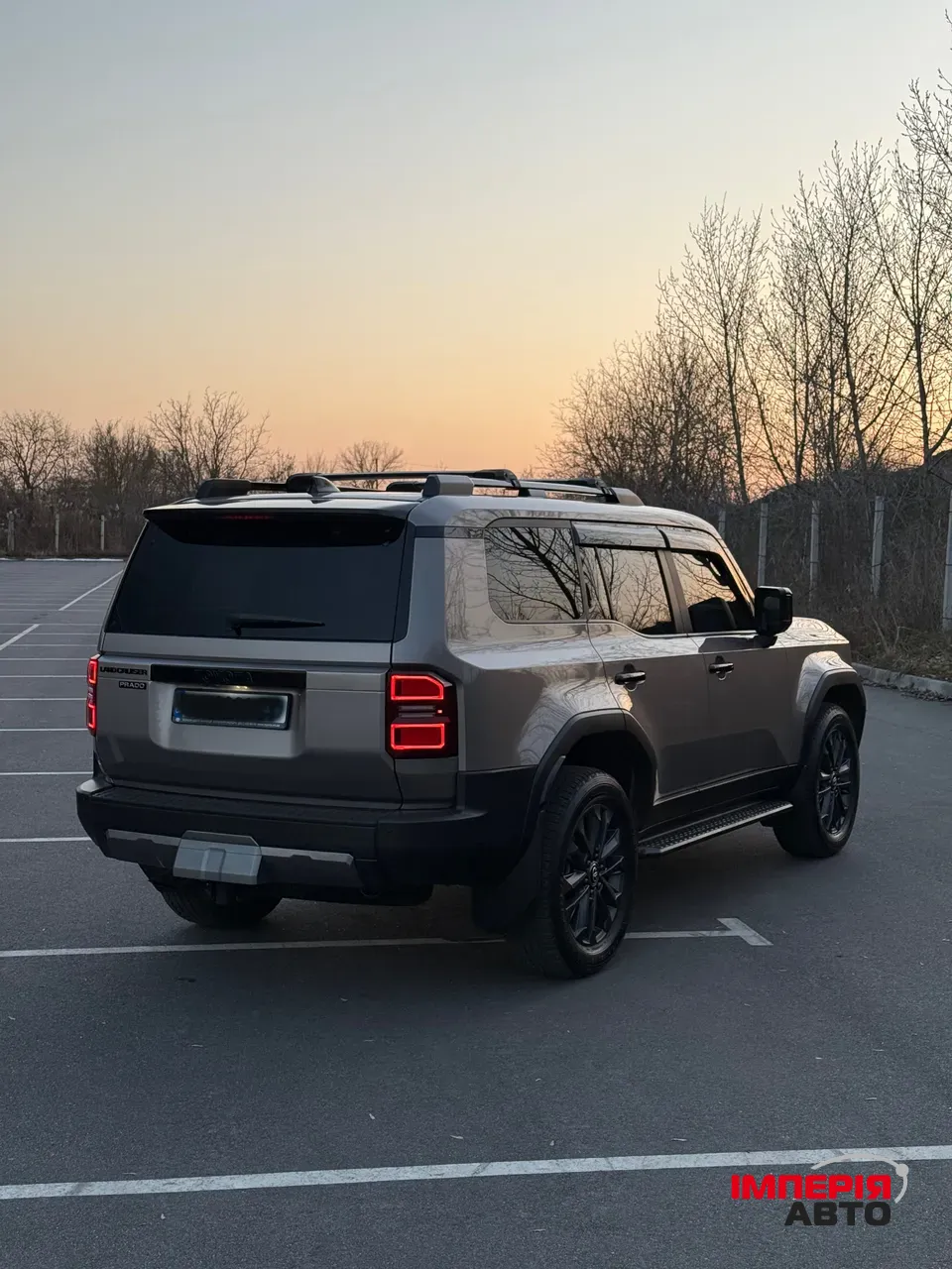 Toyota Land Cruiser Prado - фото 2