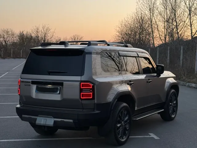 Toyota Land Cruiser Prado - фото 2