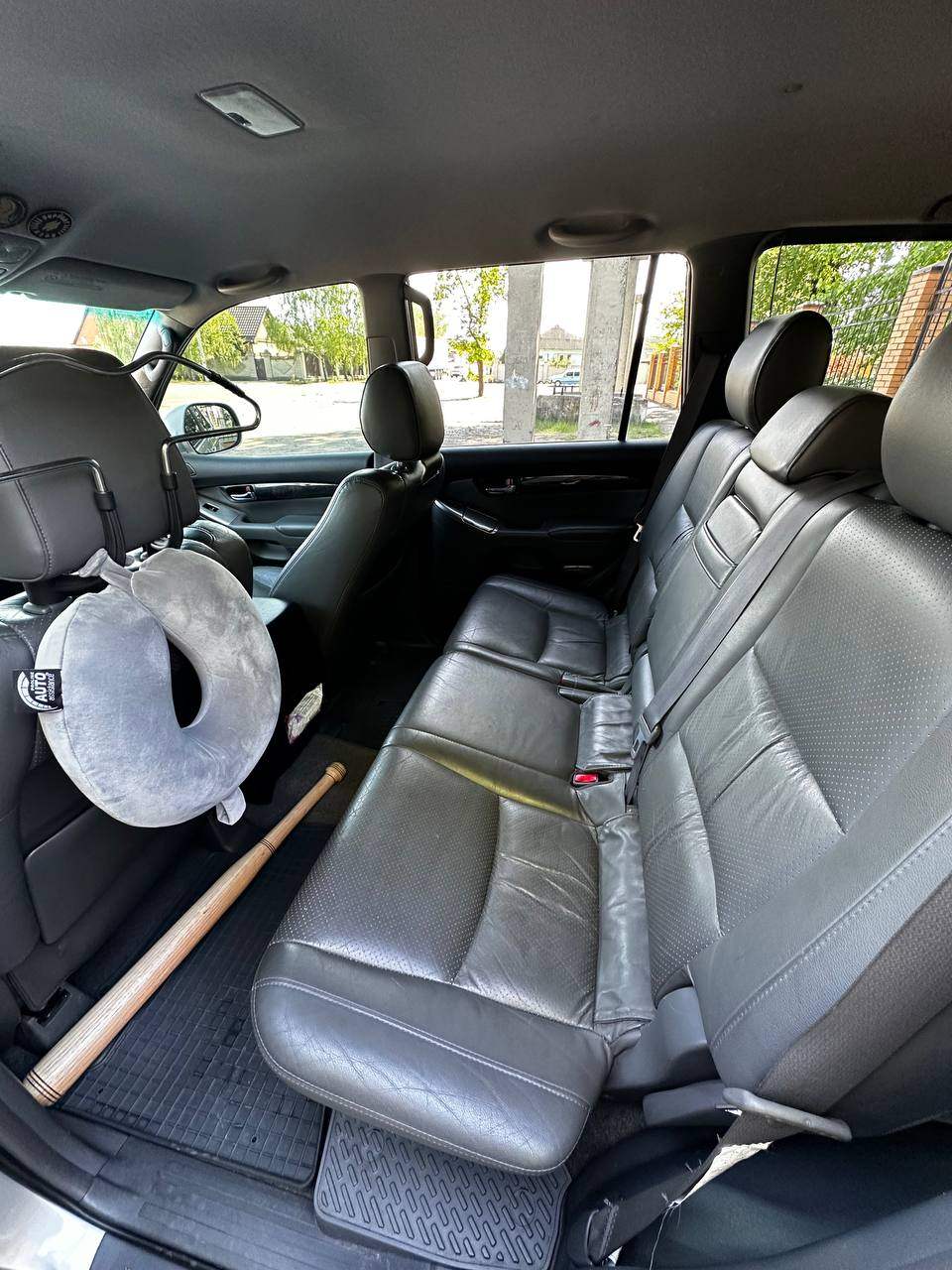 Toyota Land Cruiser Prado - фото 1