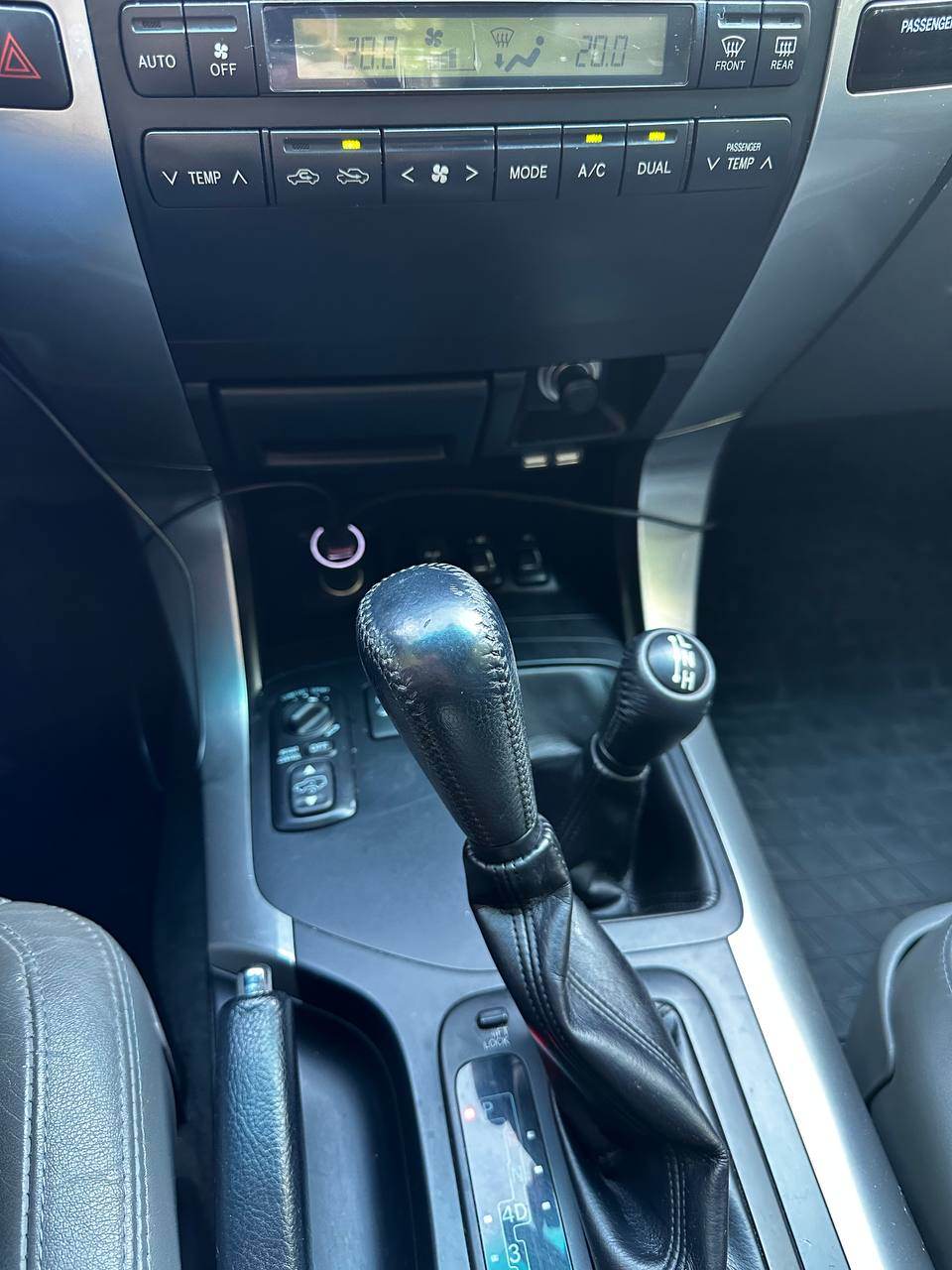 Toyota Land Cruiser Prado - фото 3