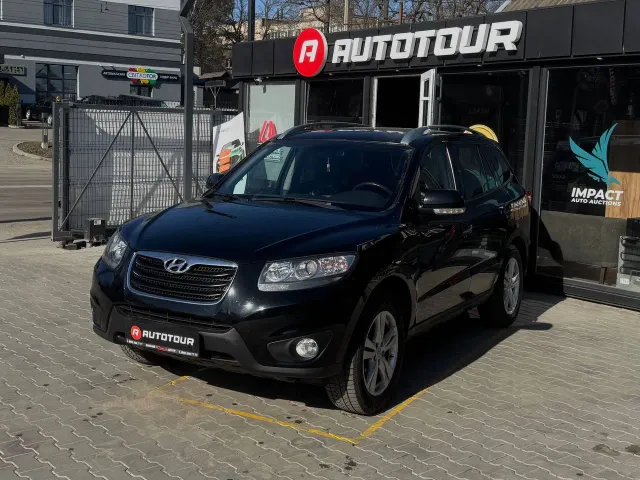 Hyundai Santa Fe - фото 2