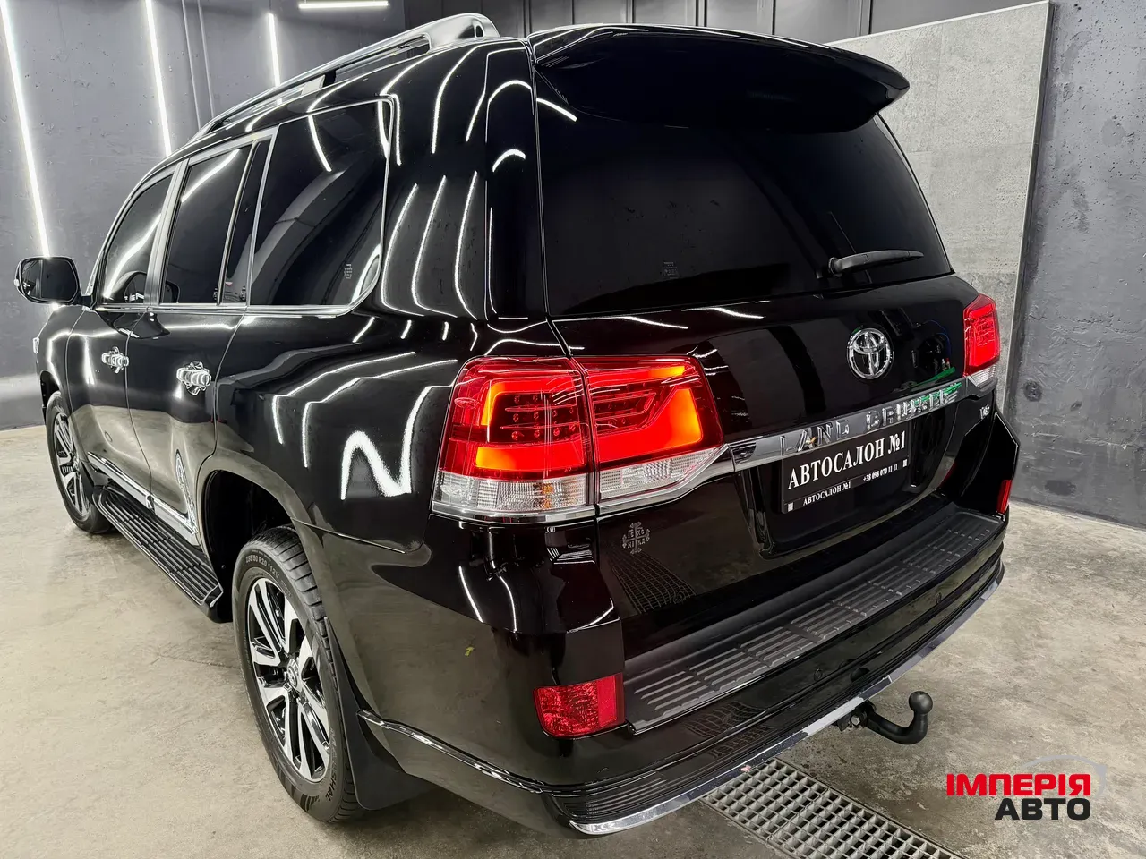 Toyota Land Cruiser - фото 3