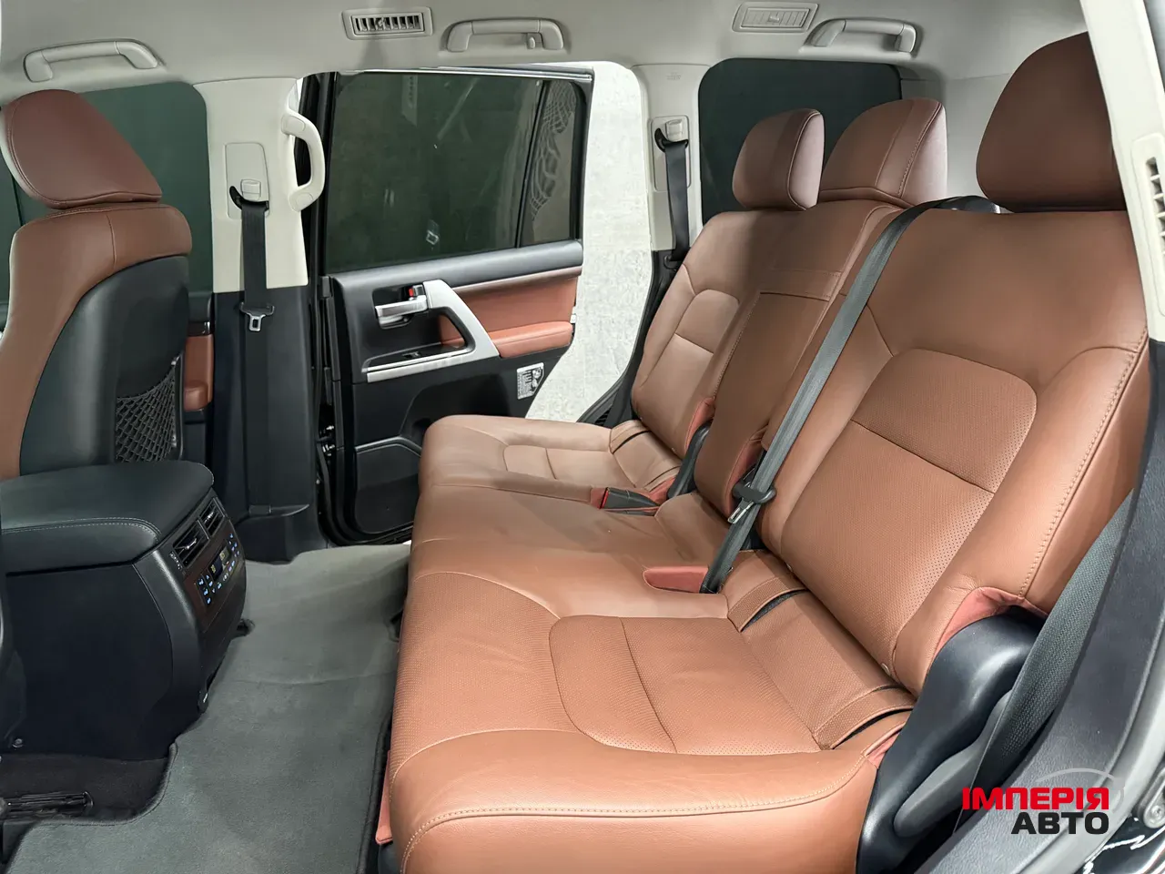 Toyota Land Cruiser - фото 12