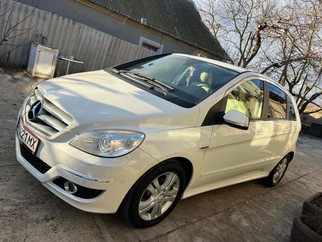 Mercedes-Benz B-Класс - фото 1