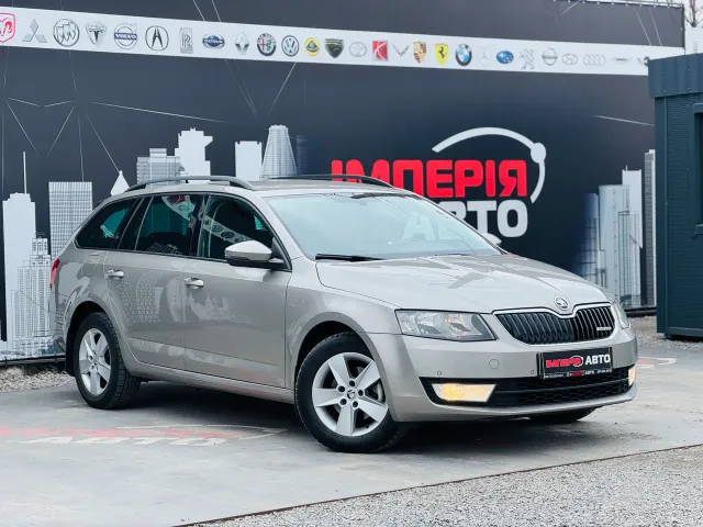 Skoda Octavia - фото 4
