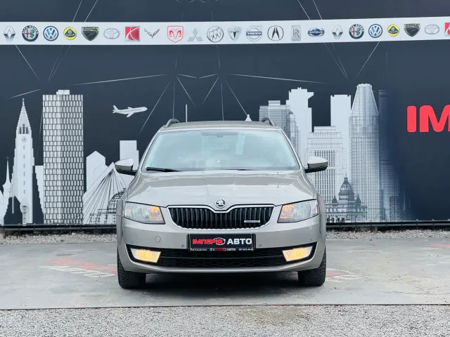Skoda Octavia - фото 2