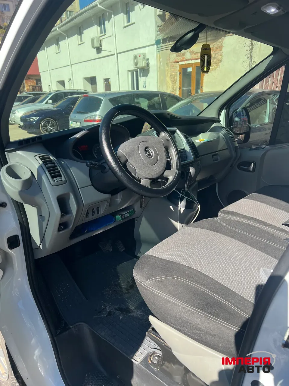 Opel Vivaro - фото 6