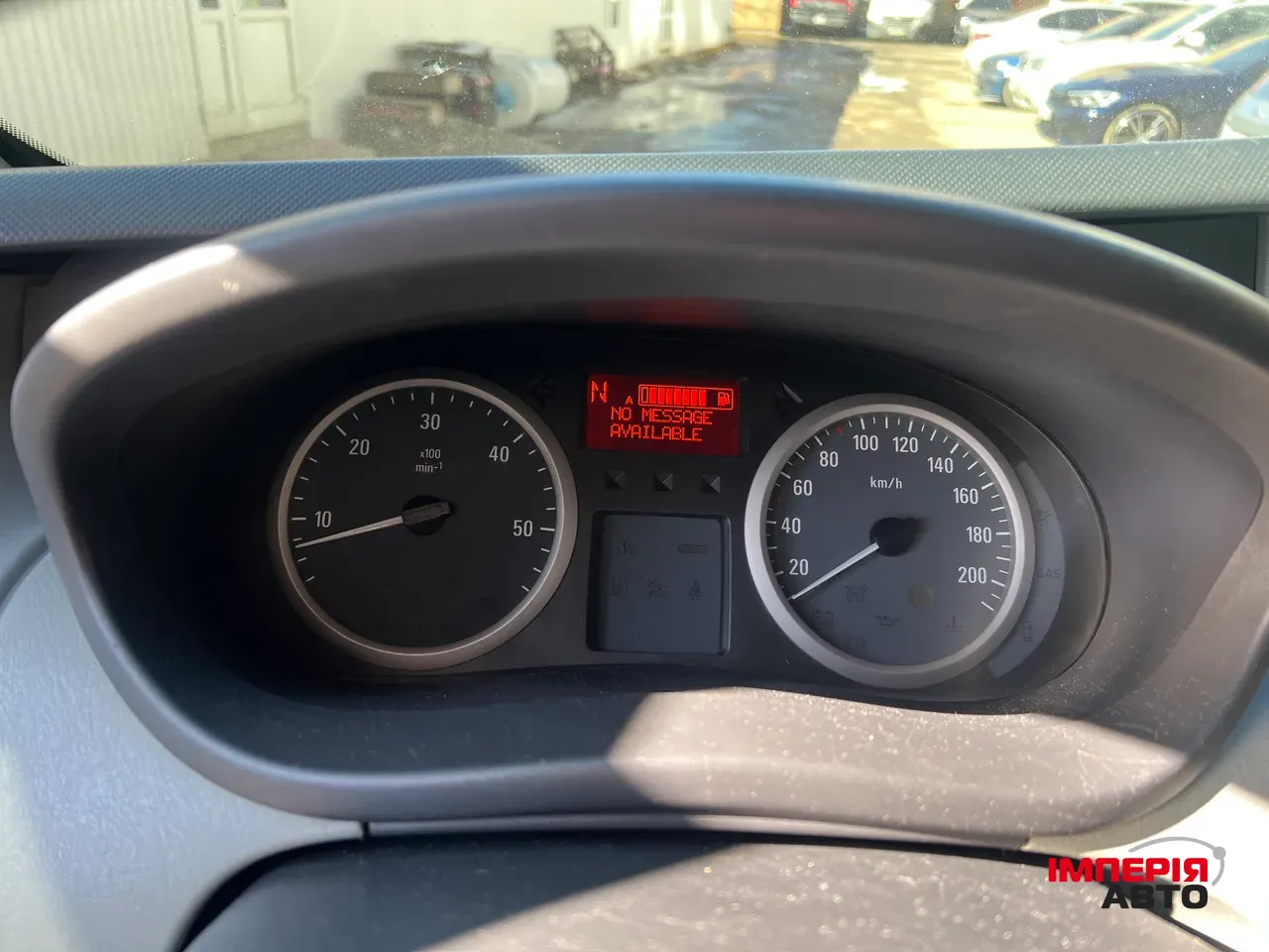 Opel Vivaro - фото 7