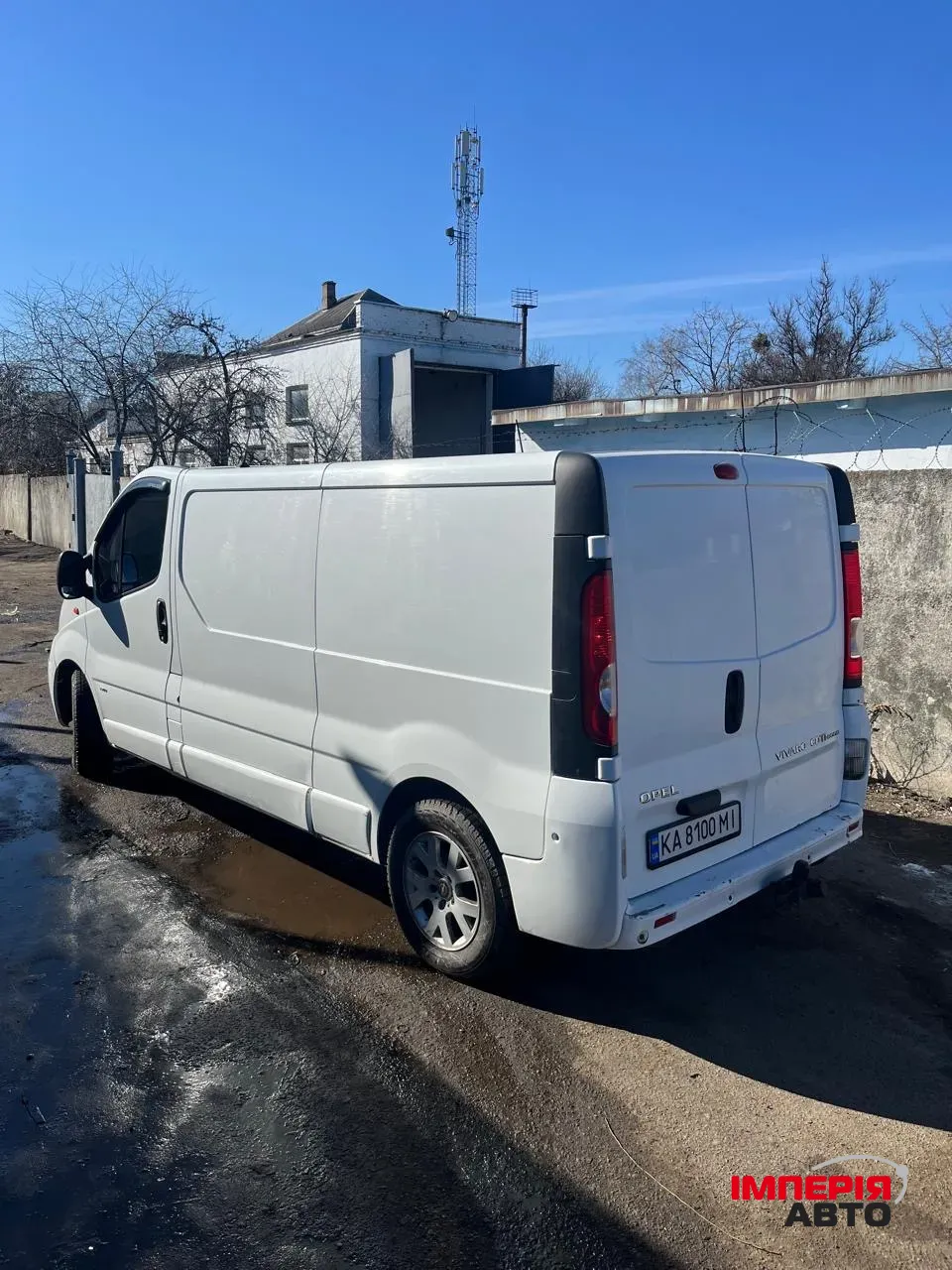 Opel Vivaro - фото 9