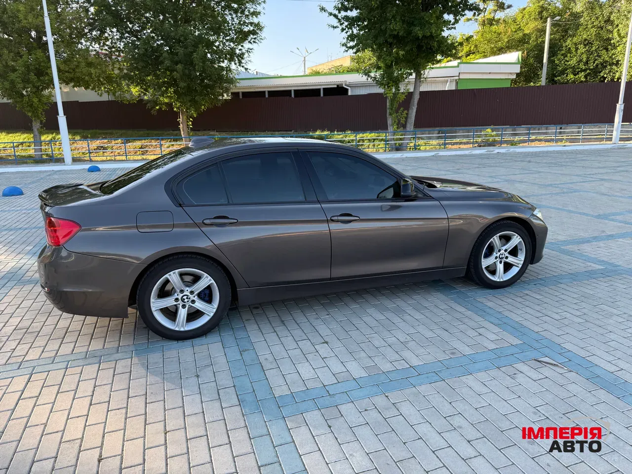 BMW 3 серії - фото 6