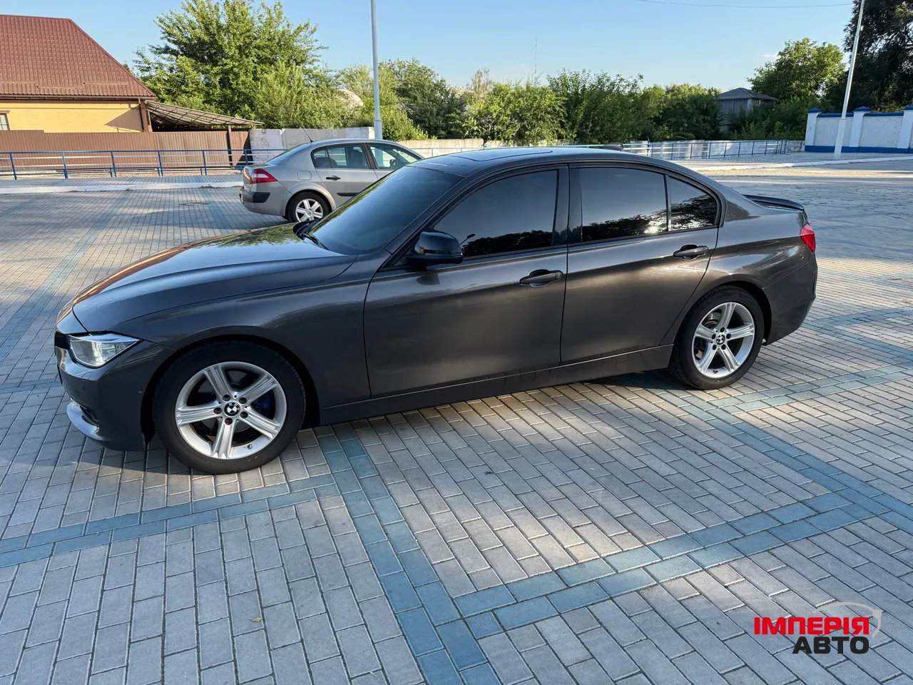 BMW 3 серії - фото 3