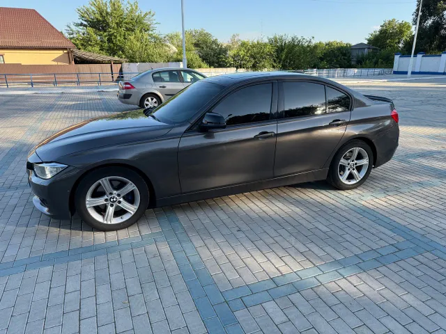 BMW 3 серії - фото 3