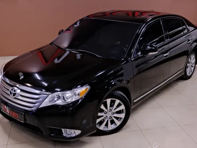 Toyota Avalon - фото 2