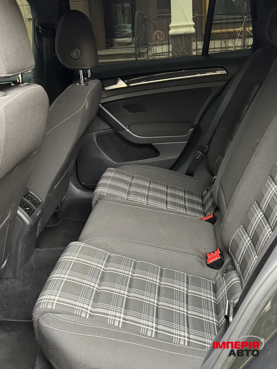 Volkswagen Golf GTD - фото 17