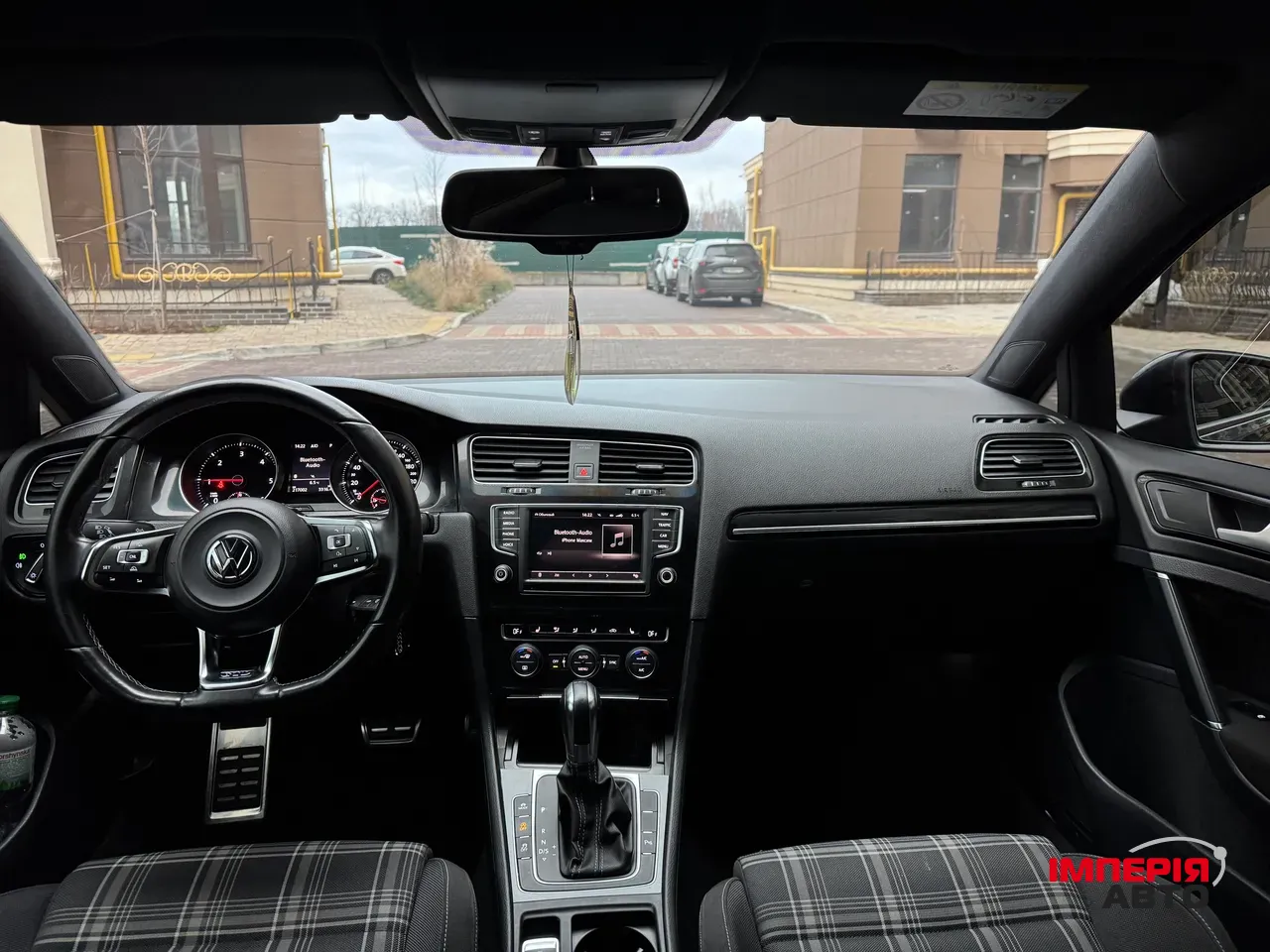 Volkswagen Golf GTD - фото 11