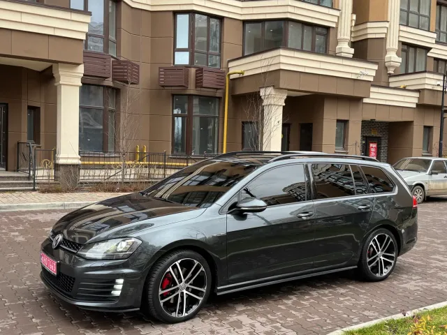 Volkswagen Golf GTD - фото 4
