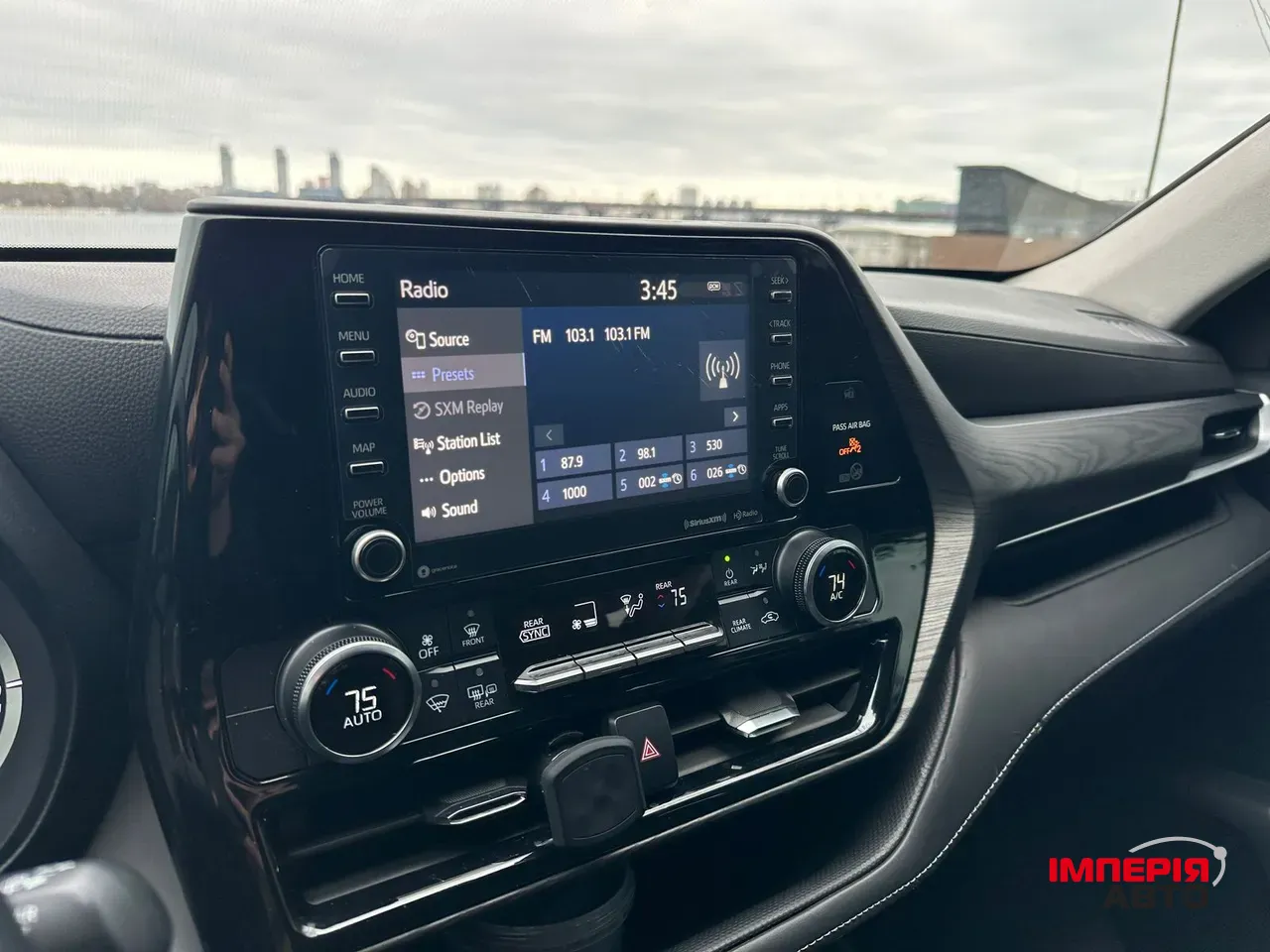 Toyota Highlander - фото 4