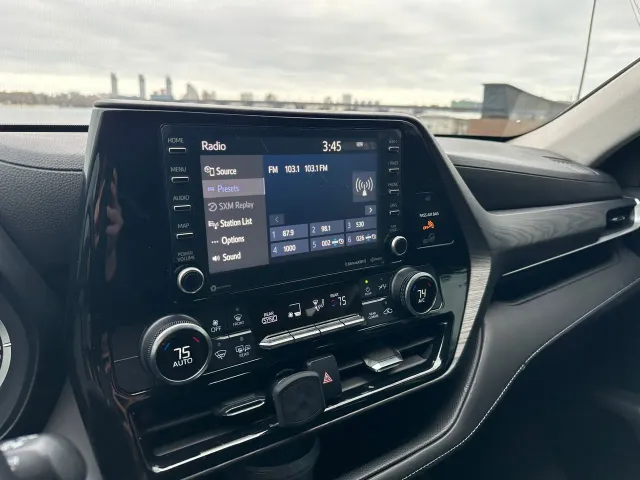 Toyota Highlander - фото 4