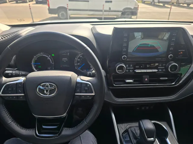 Toyota Highlander - фото 5